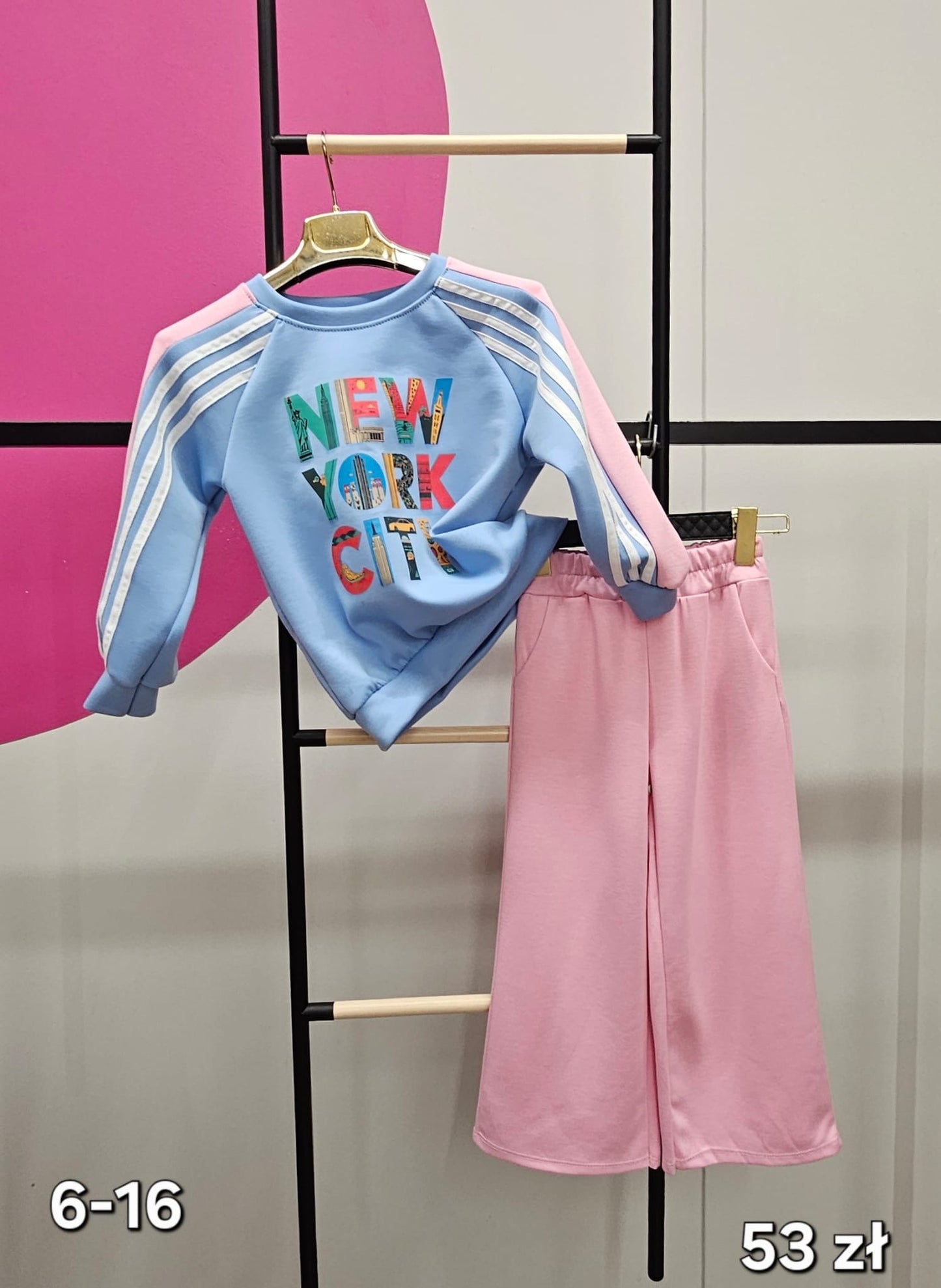Spring New York tracksuit