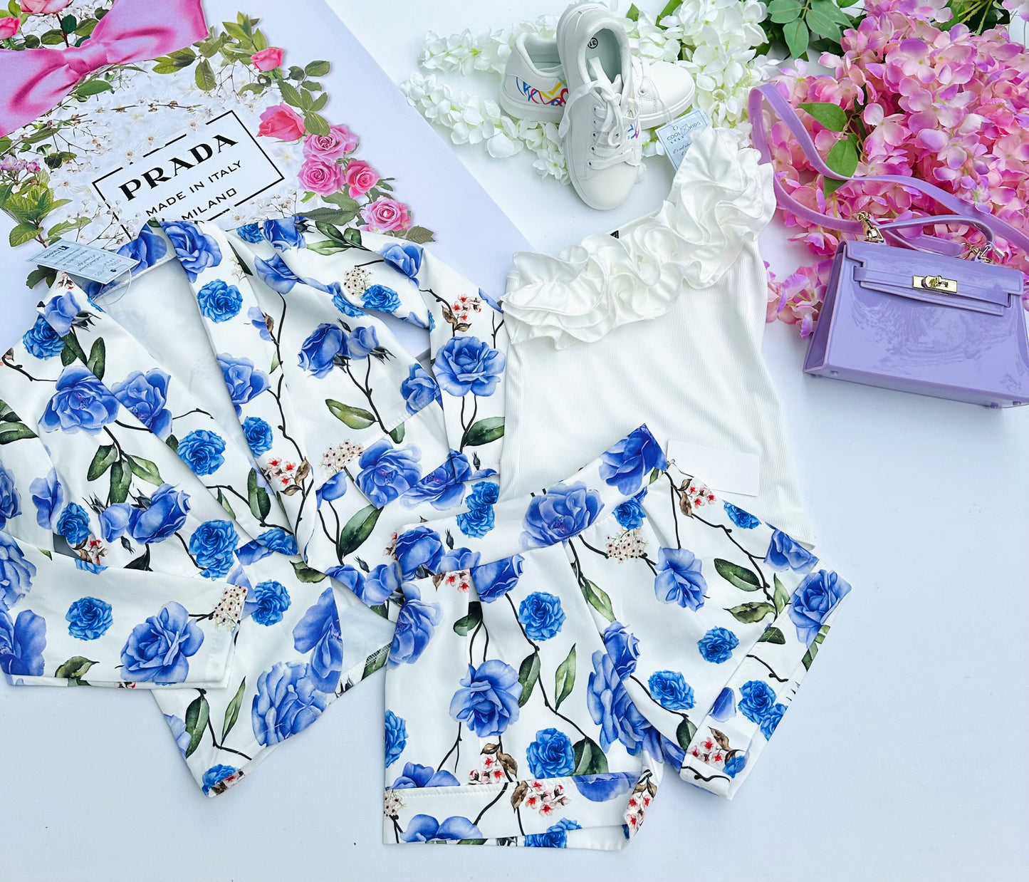 Blue flower suit