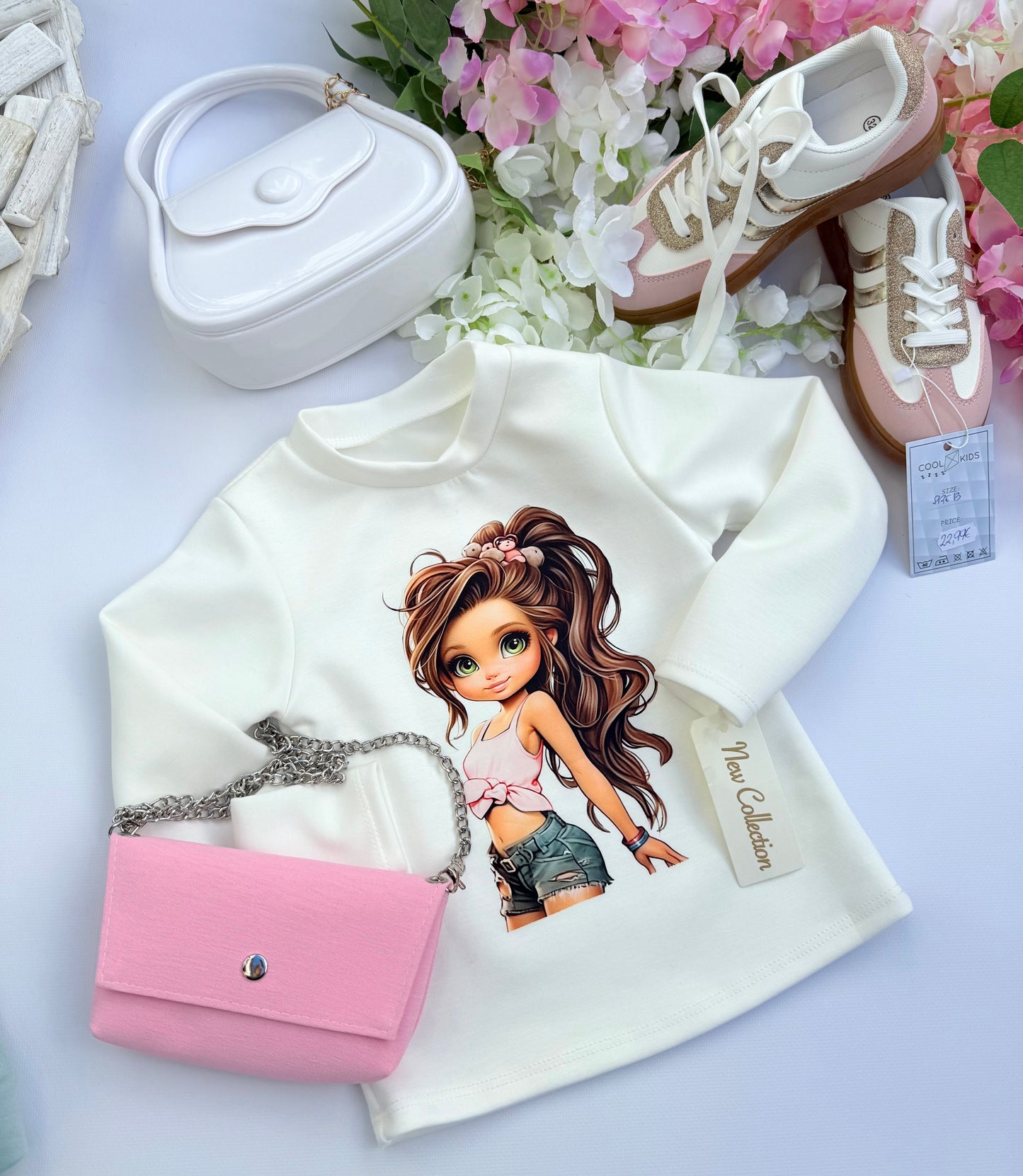 White top with bag