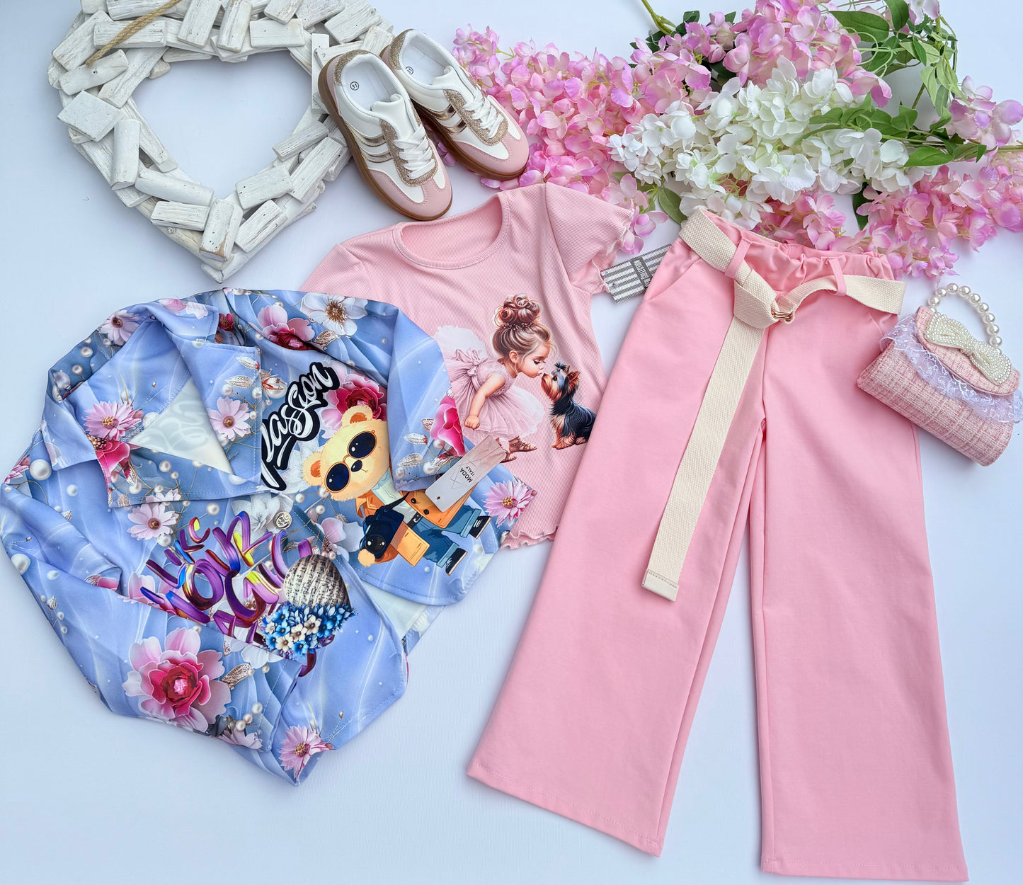 Pink t shirt