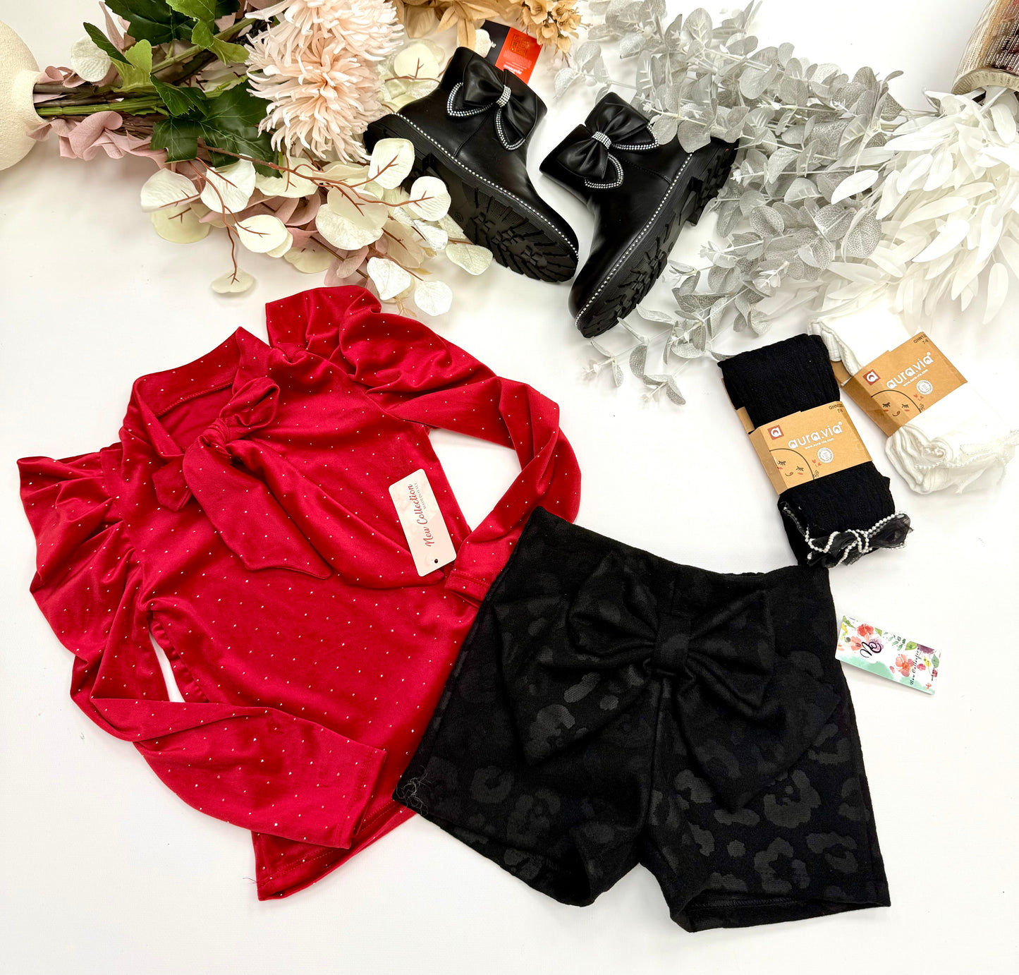 Black bow shorts