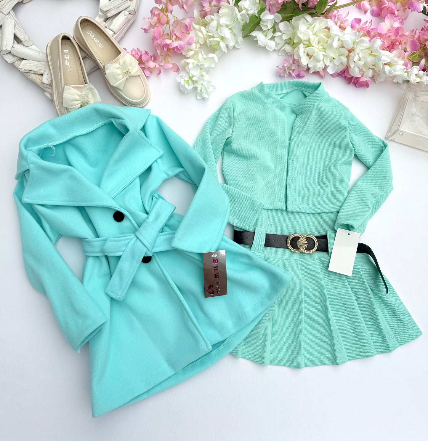 Mint coat