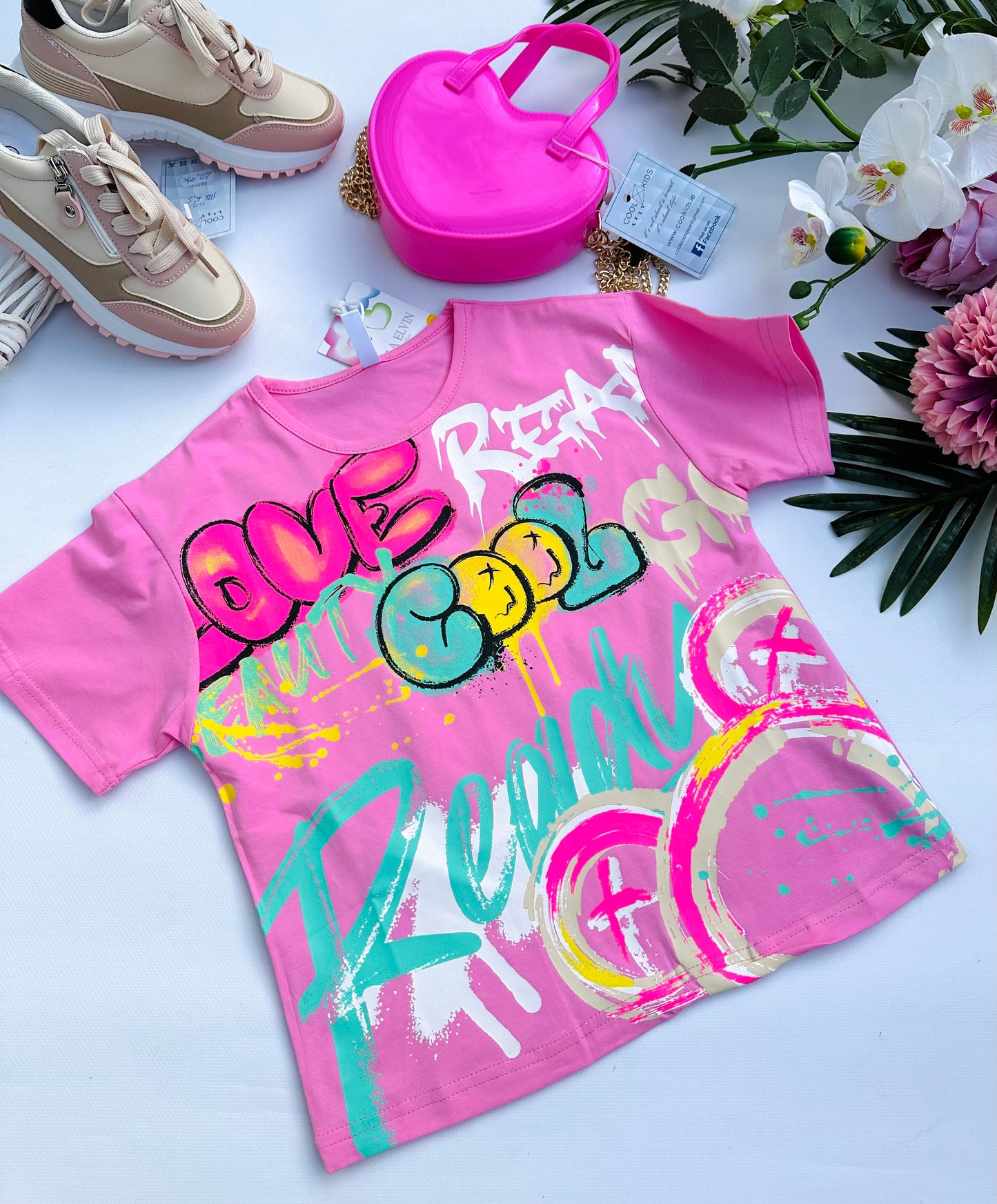 Pink t shirt