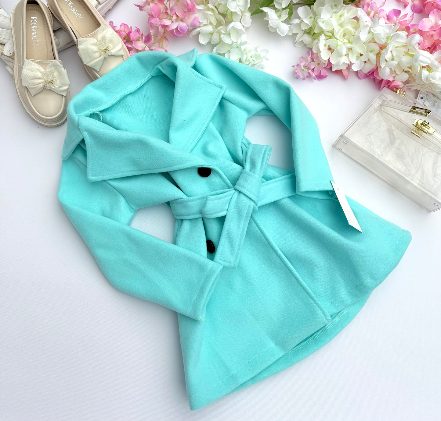 Mint coat