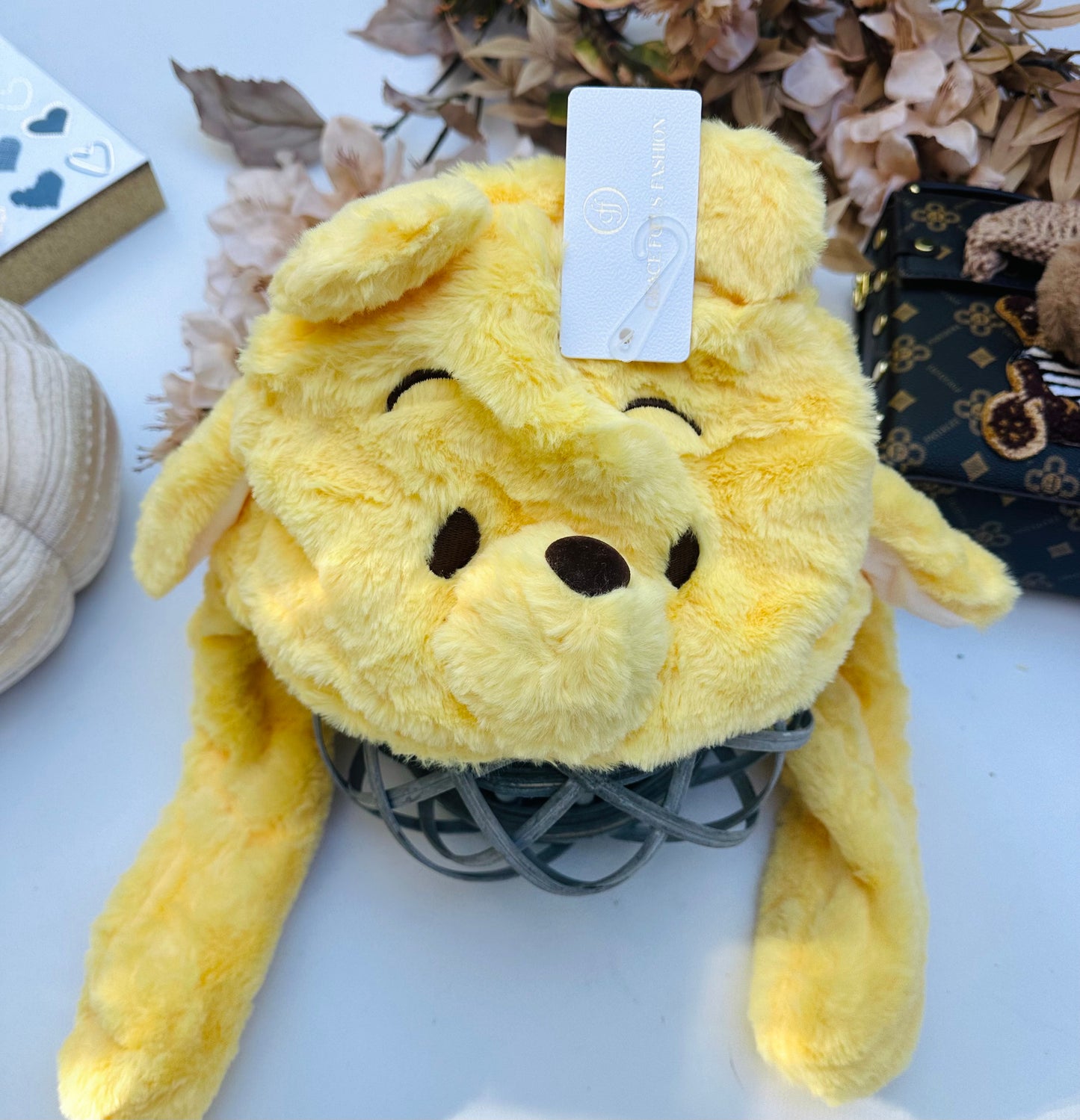 Winter hat with moving ears