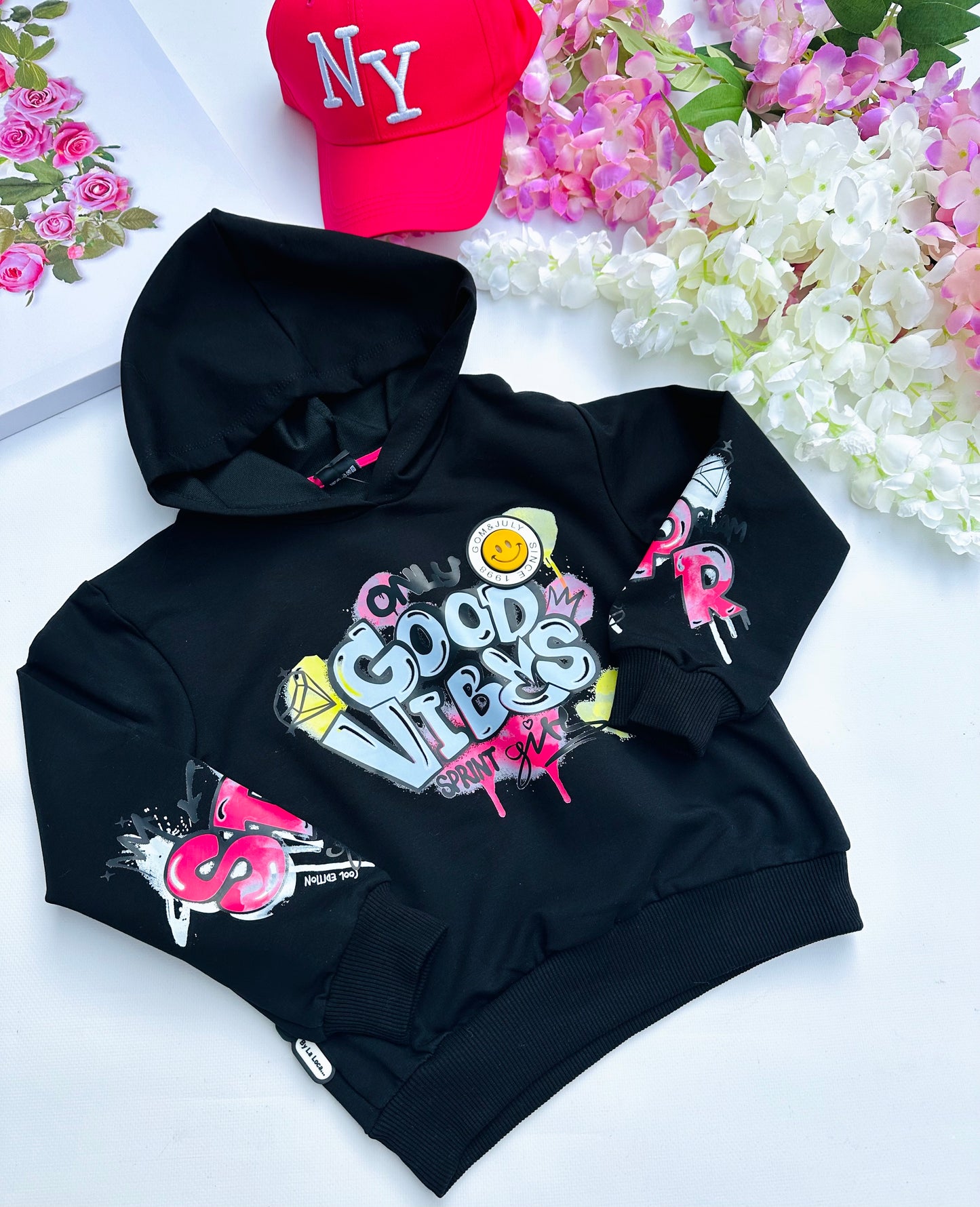 Black hoodie ( flashing light )