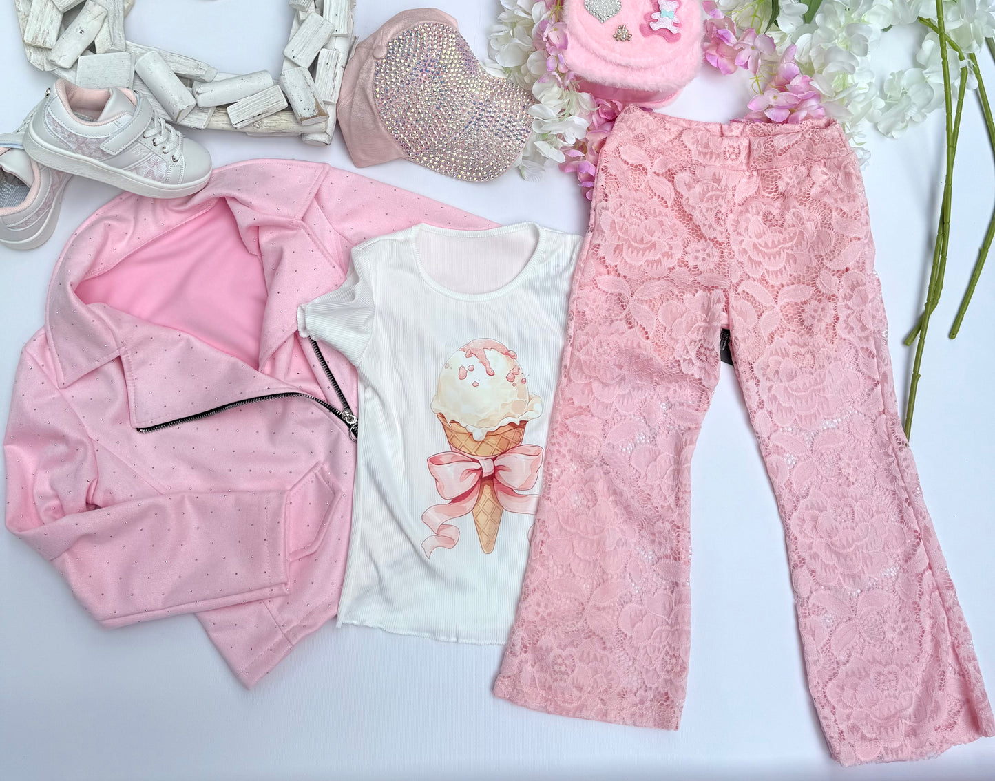 Pink laces pants