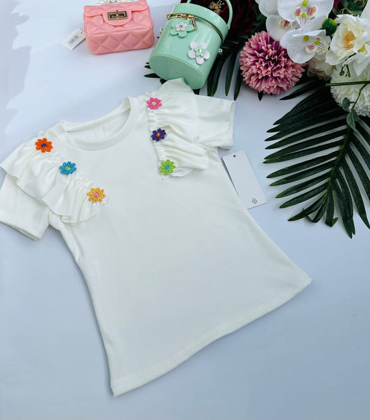 White flower t-shirt