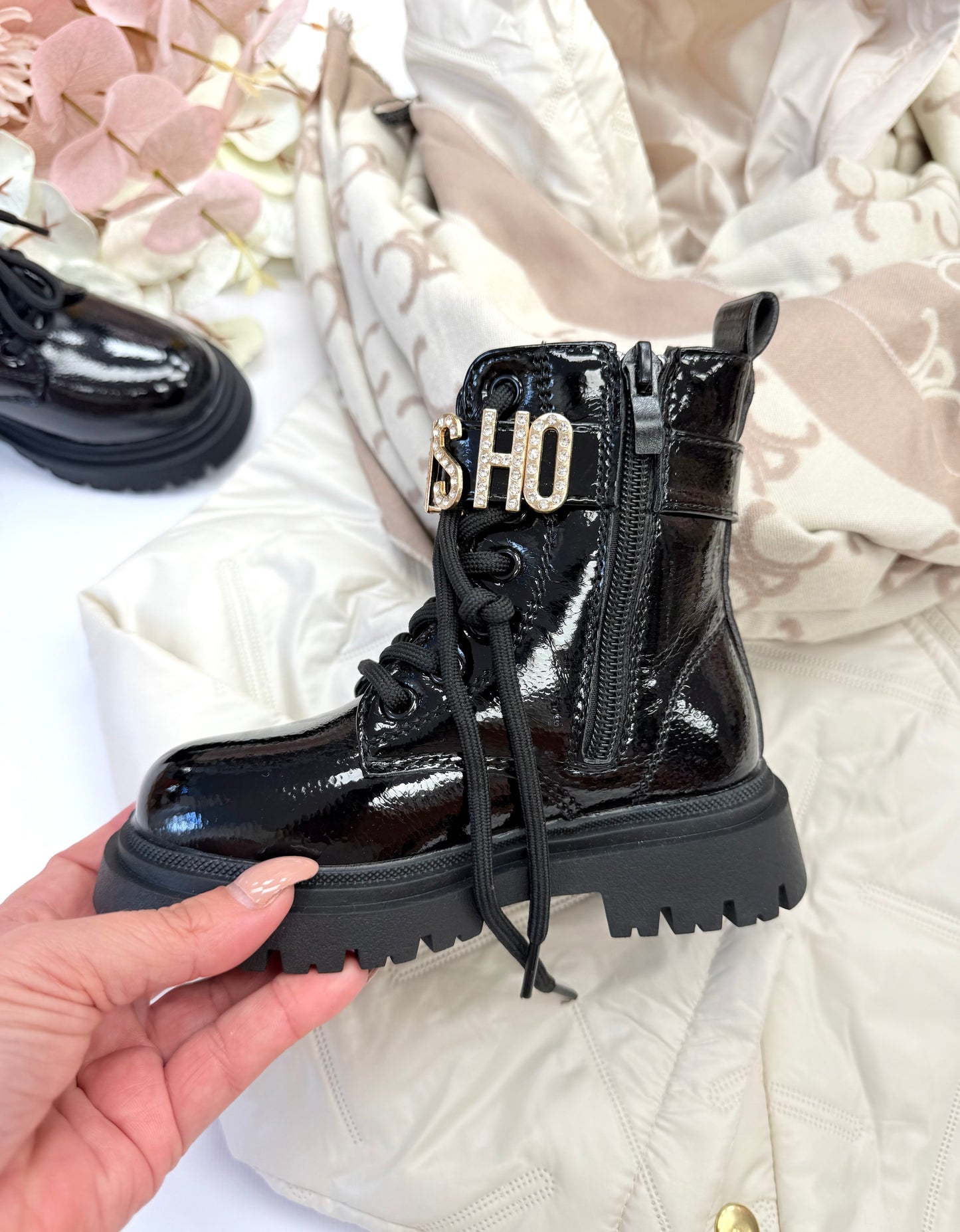 Black winter boots