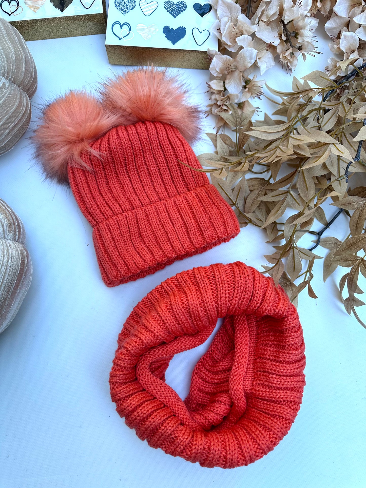 Winter sets ( hat and snood )