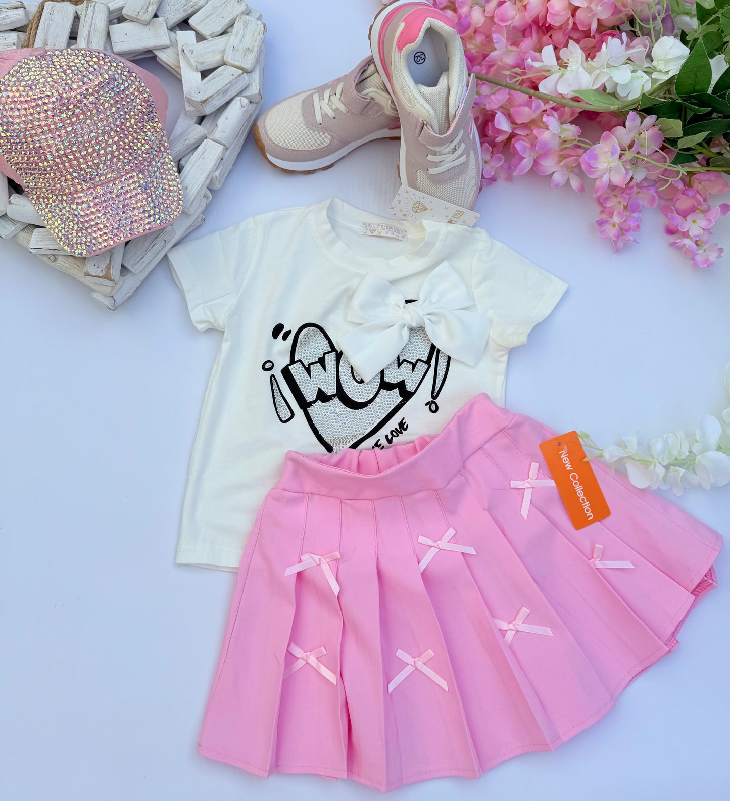 White bow t shirt