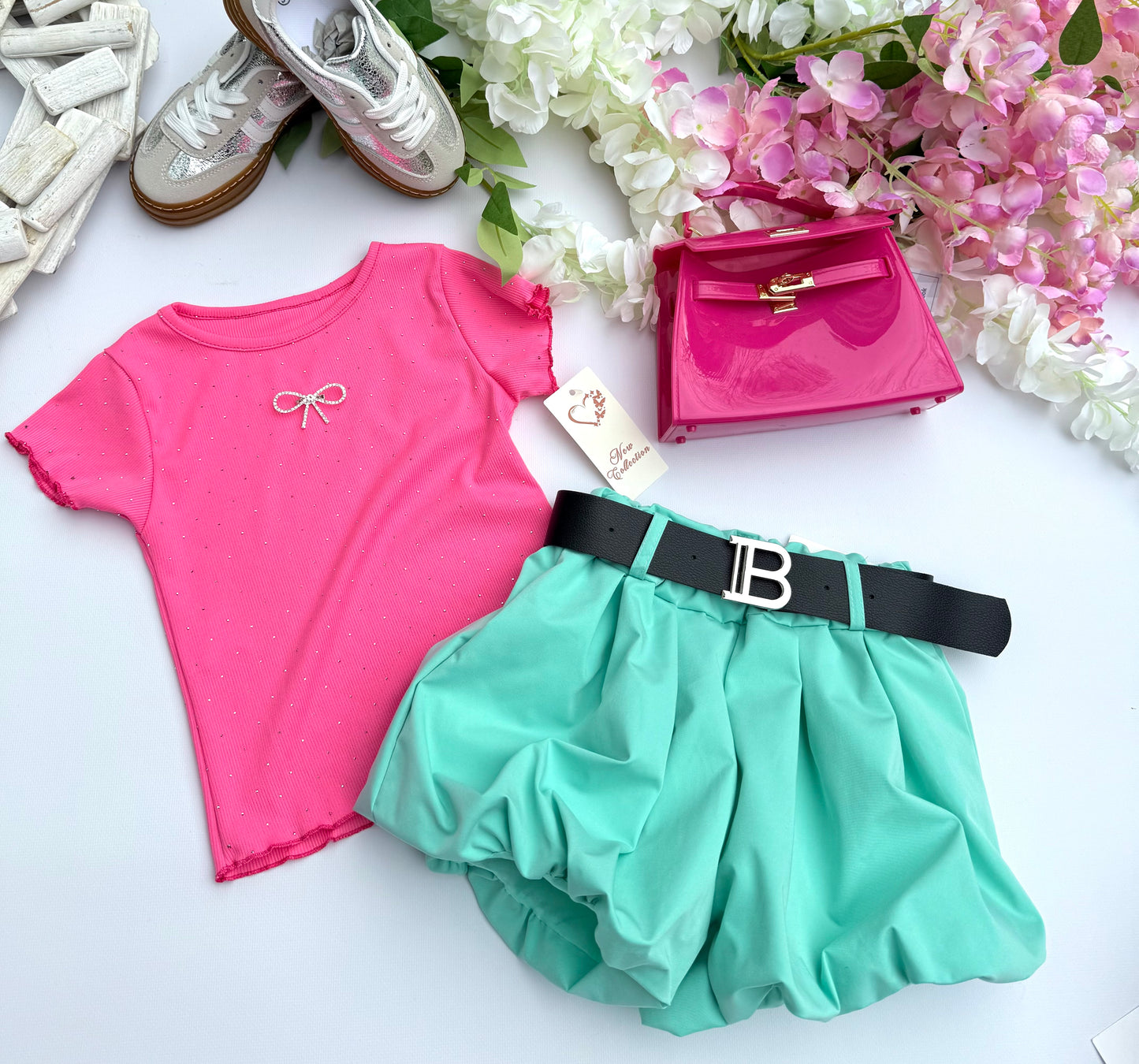 Pink bow t shirt