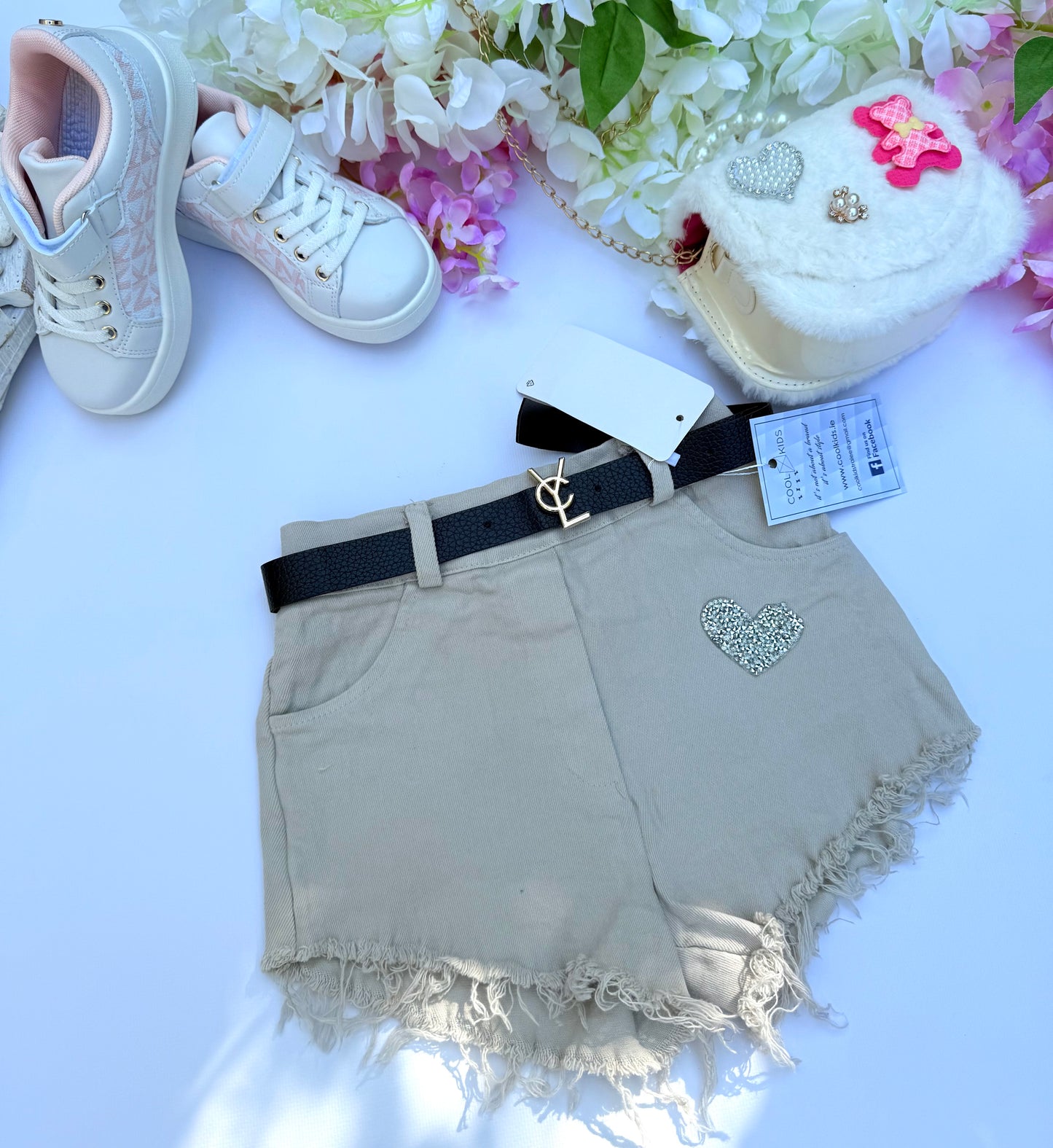 Beige heart shorts