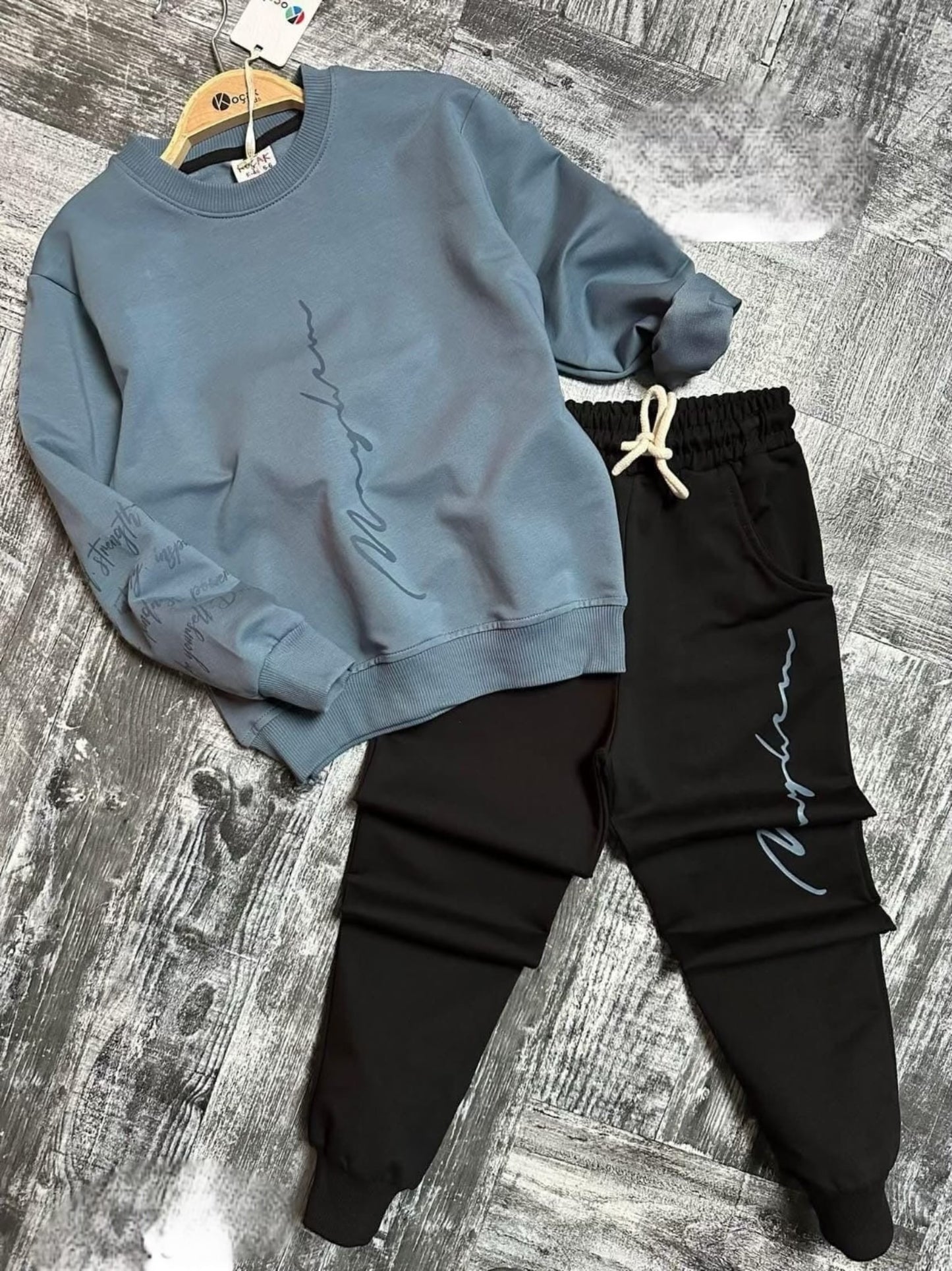 Grey set
