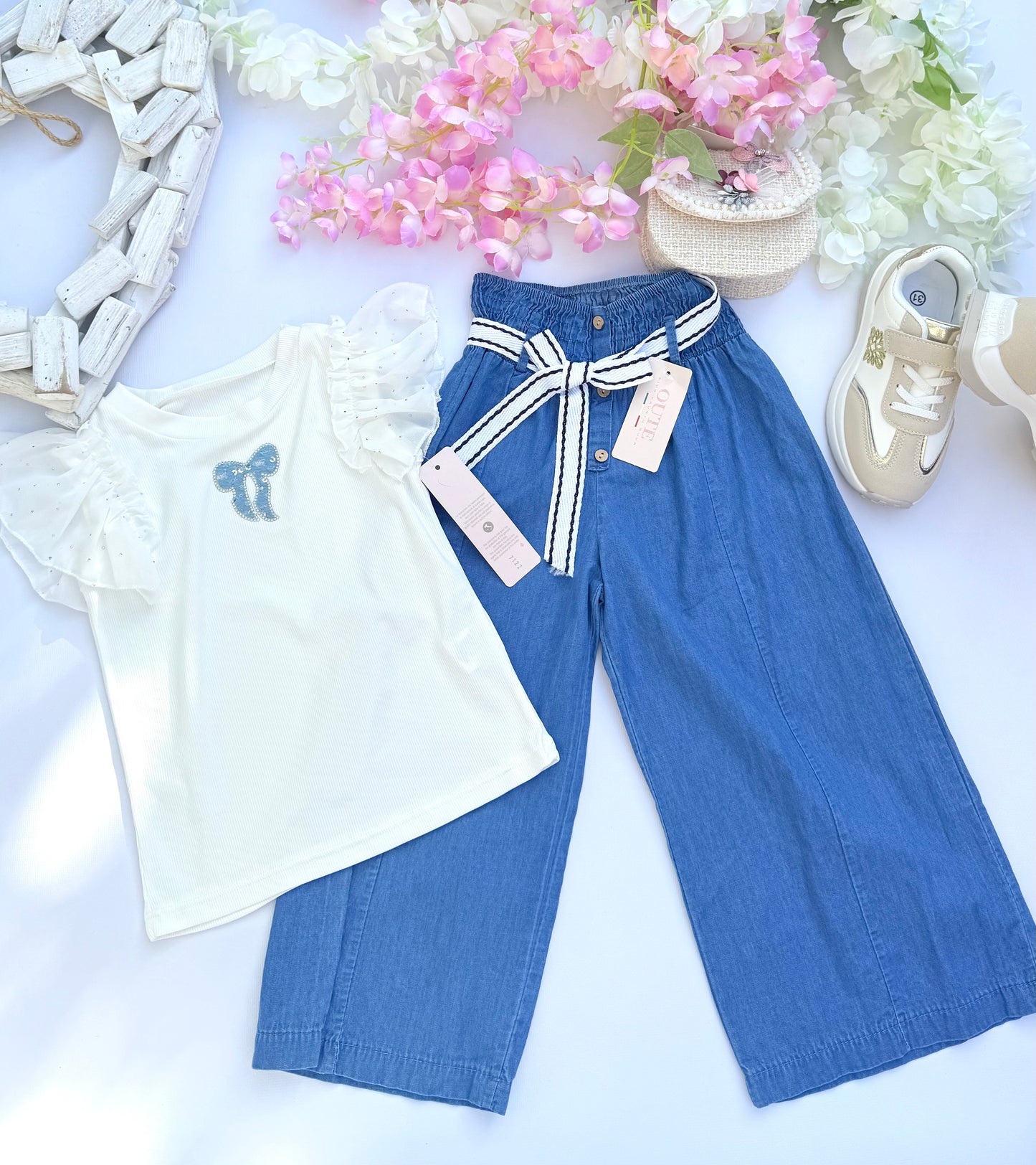 White t shirt