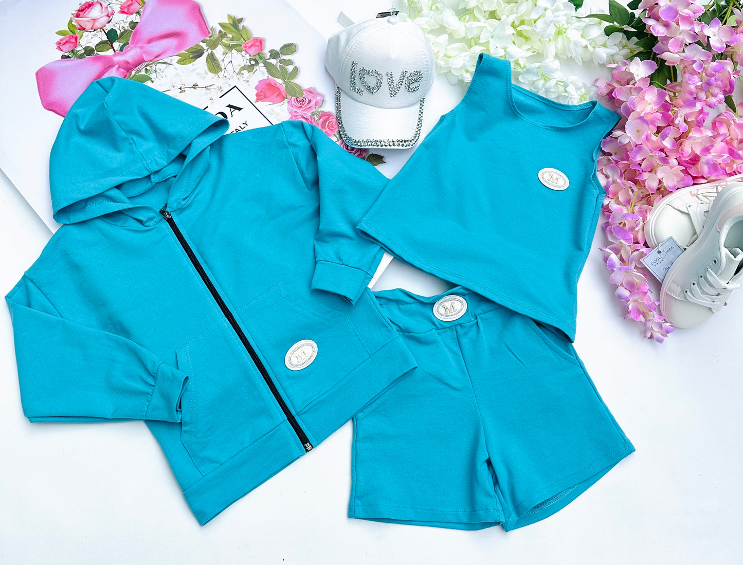 Blue set