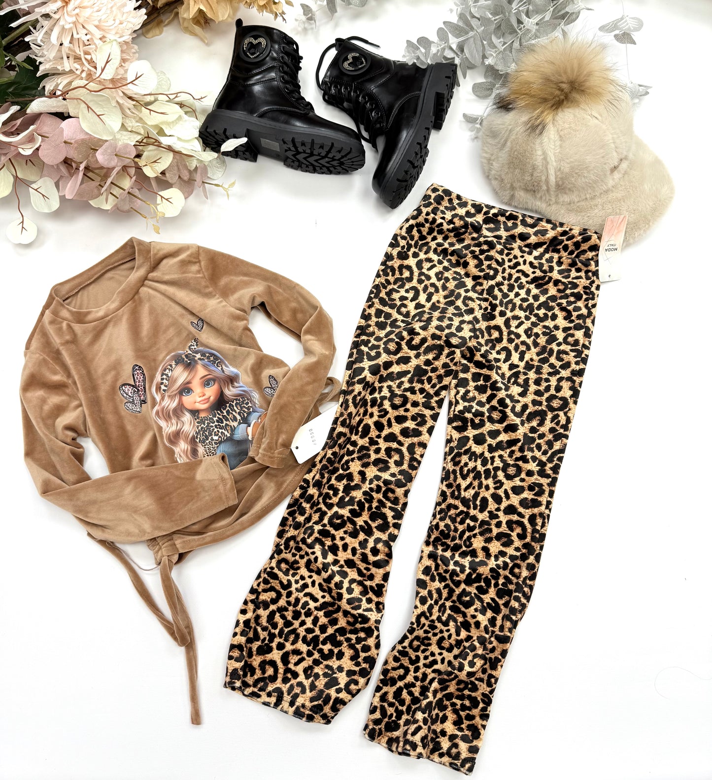 Velvet wild print set