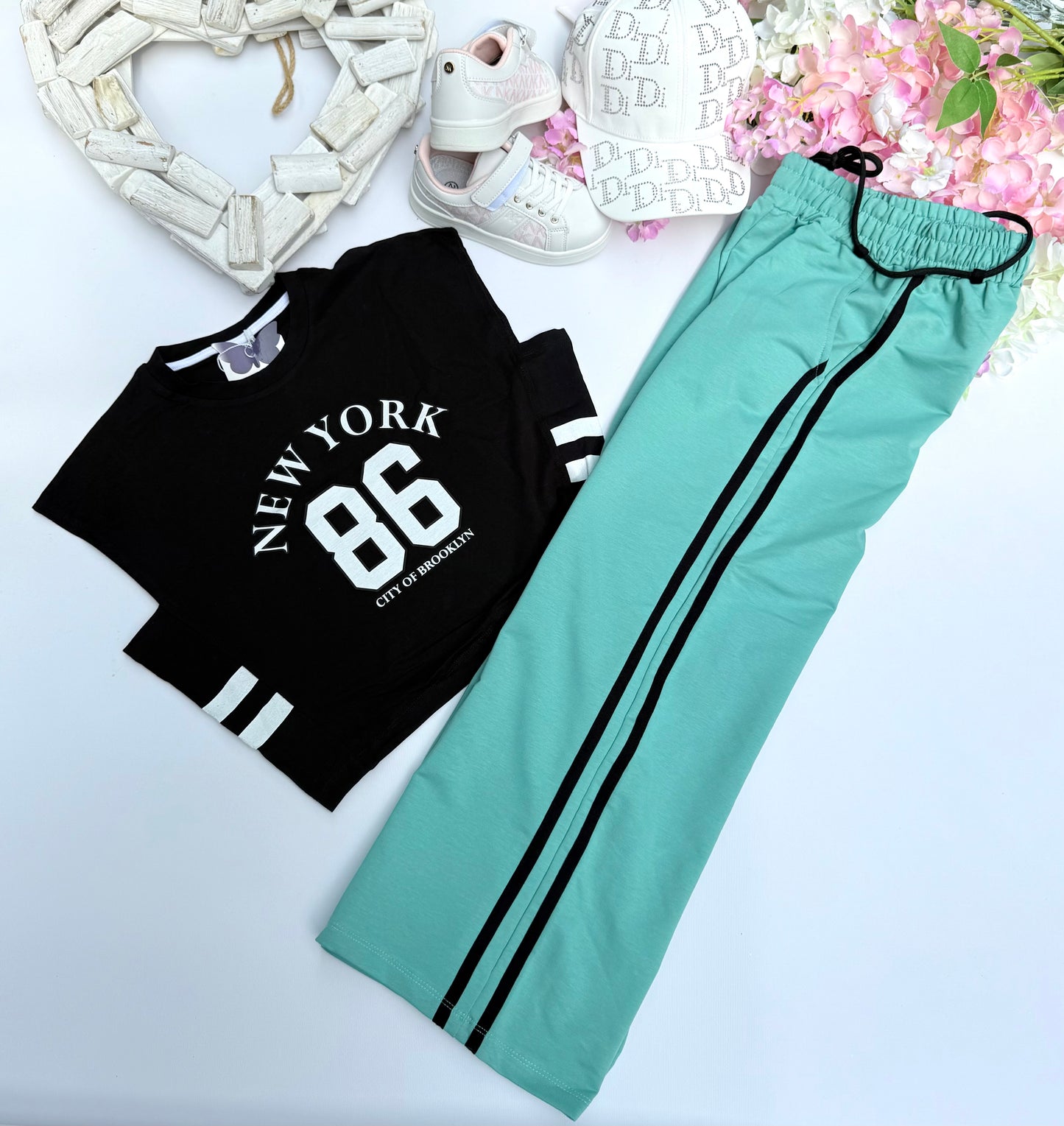 Mint wide leg pants