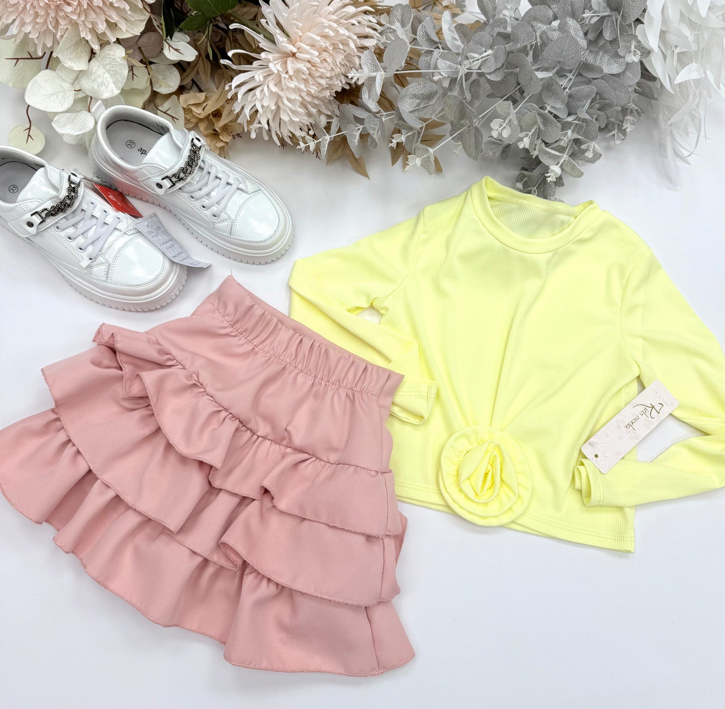 Yellow flower top