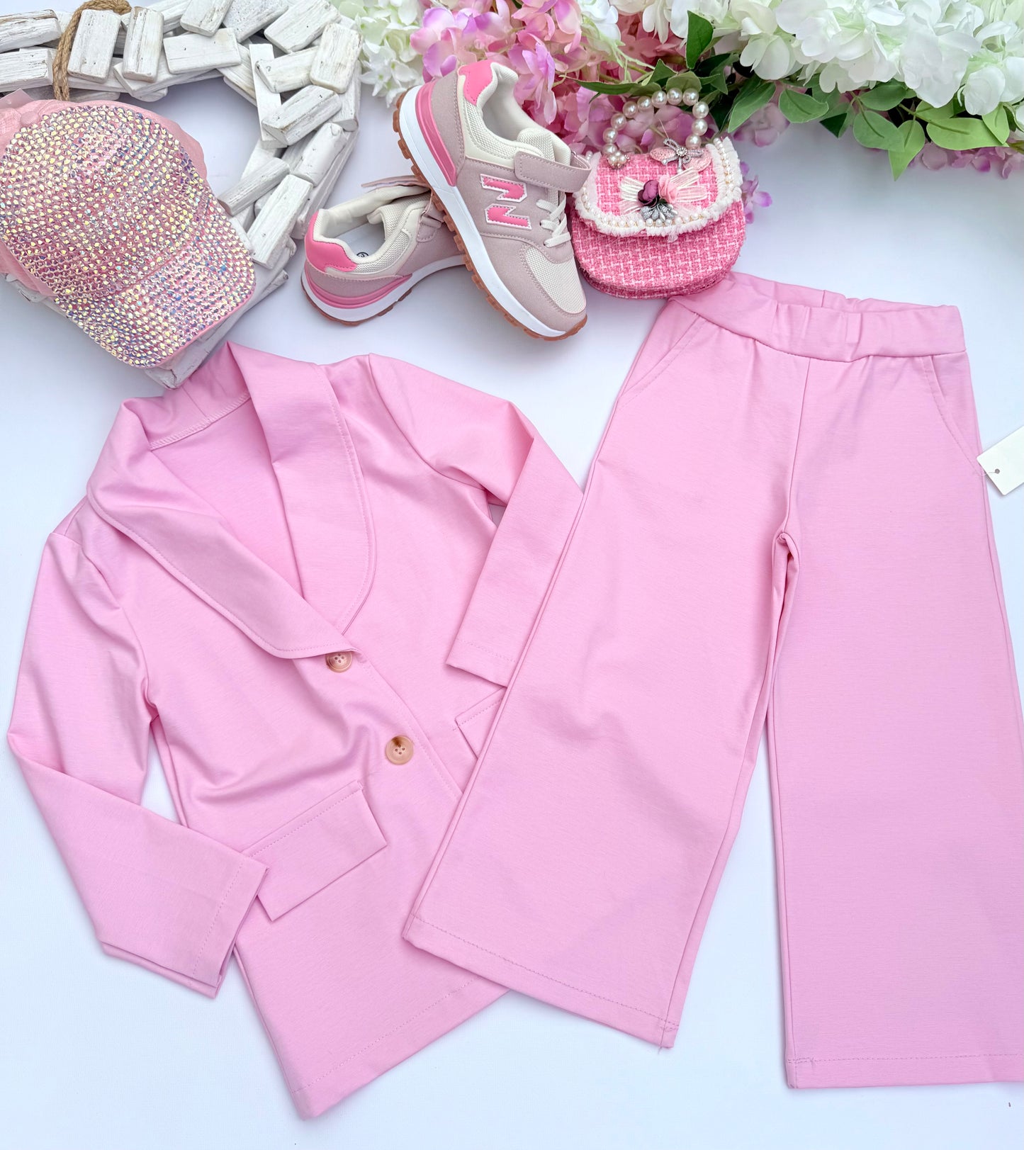 Pink cotton suit