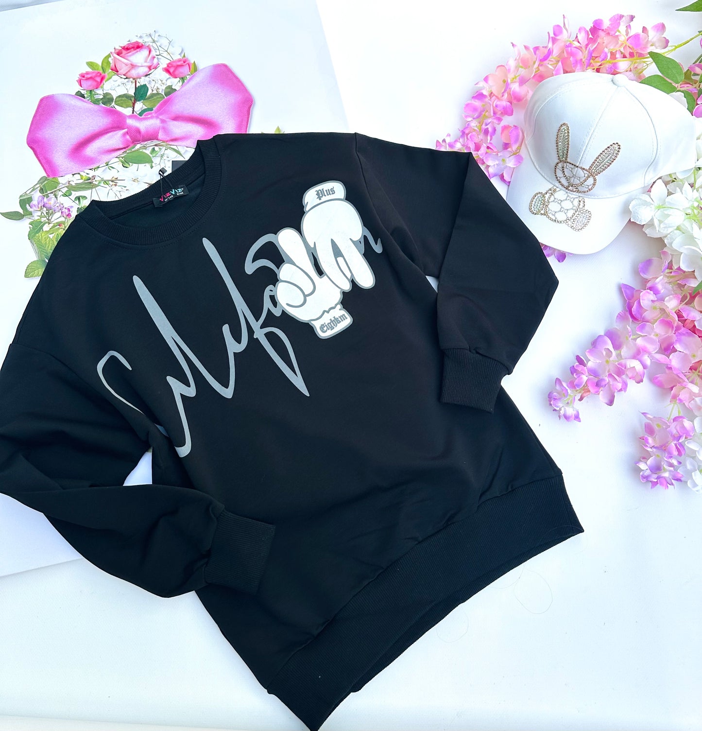 Black oversize sweatshirt