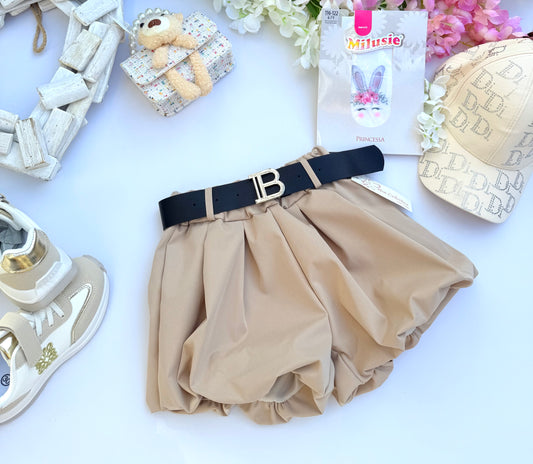 Beige shorts