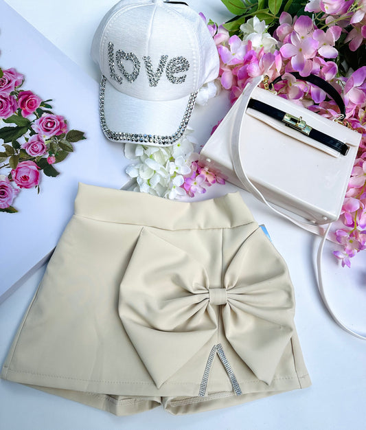 Beige bow skorts