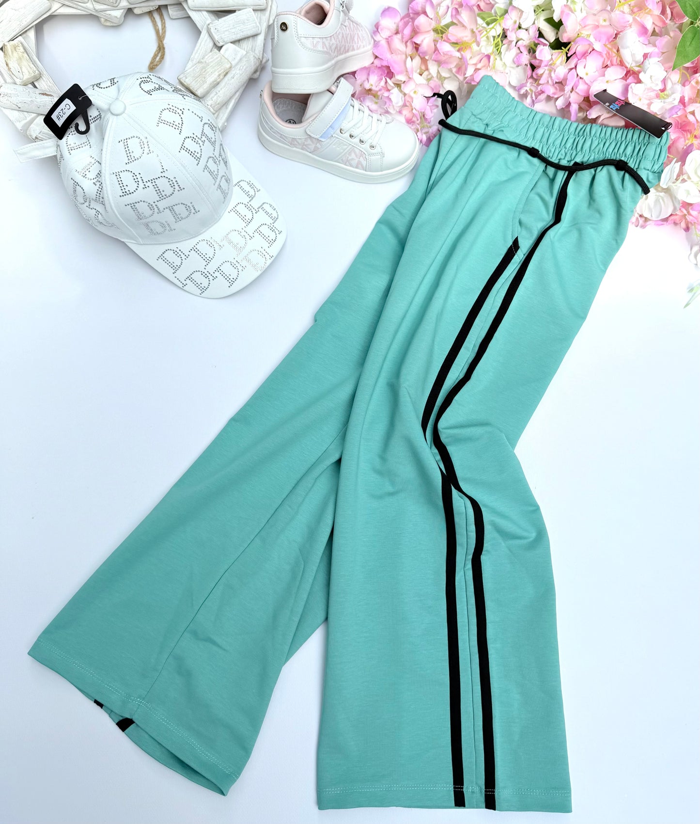 Mint wide leg pants