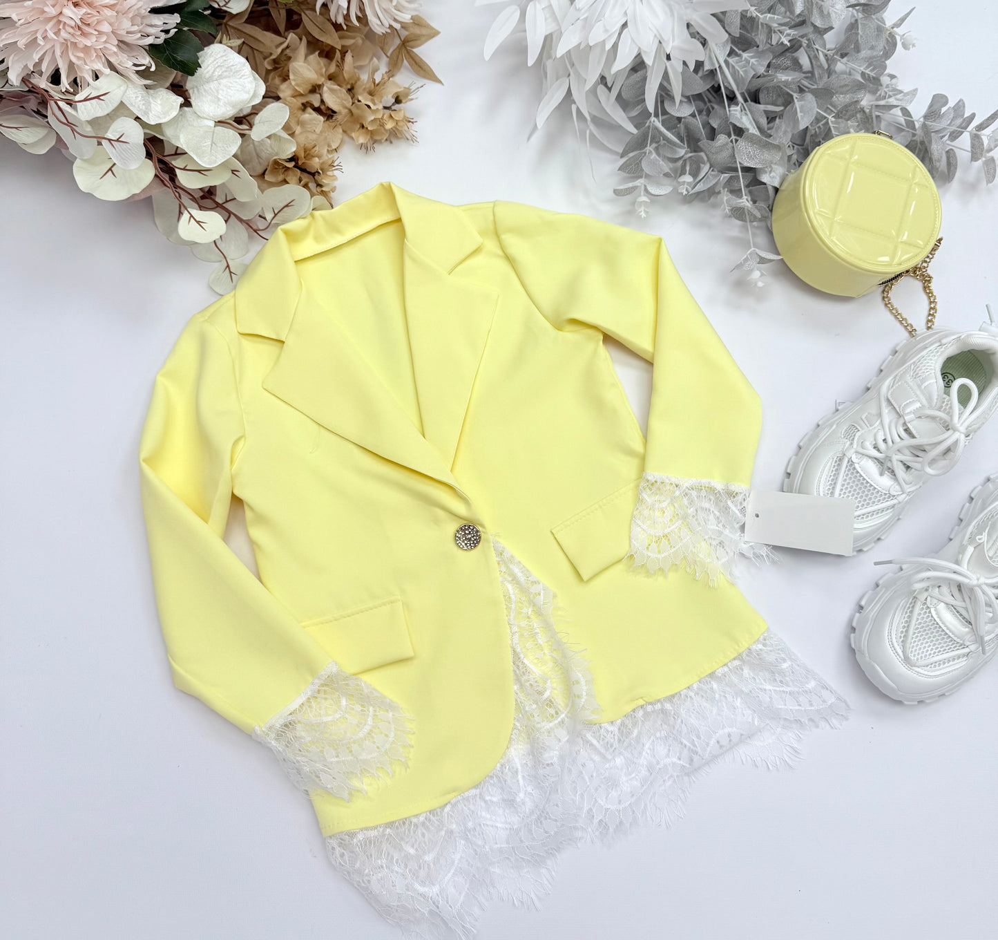 Yellow blazer