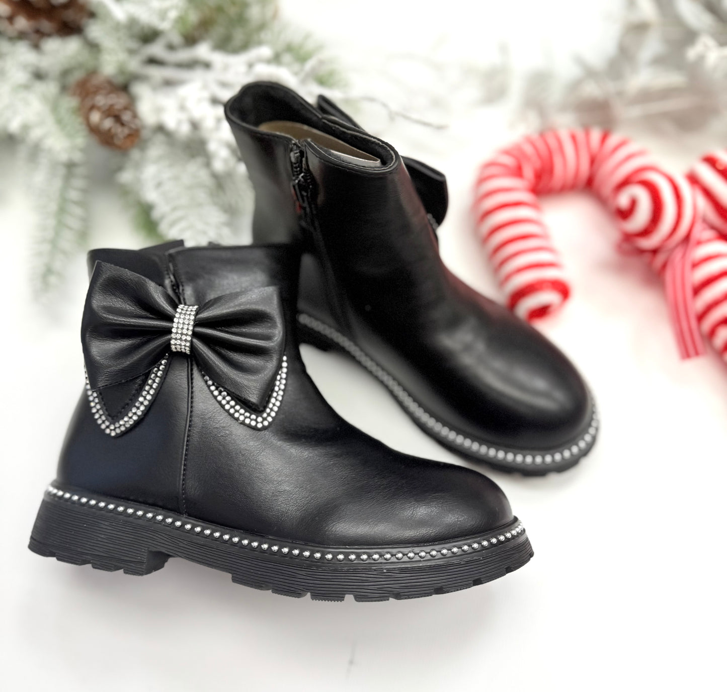 Bow winter boots