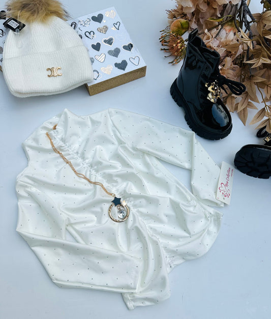 White sparkle top with necklace