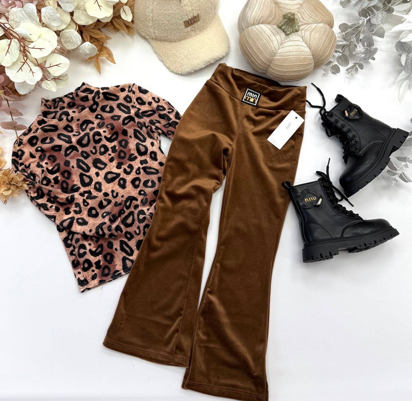 Velvet wild print top