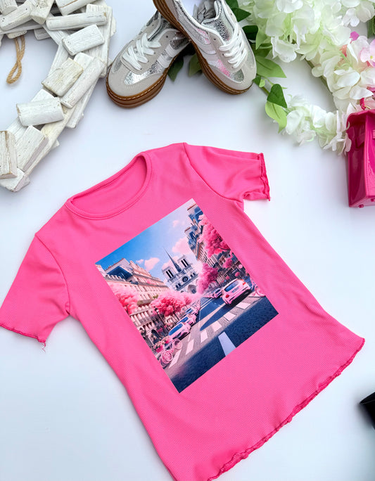 Pink t shirt