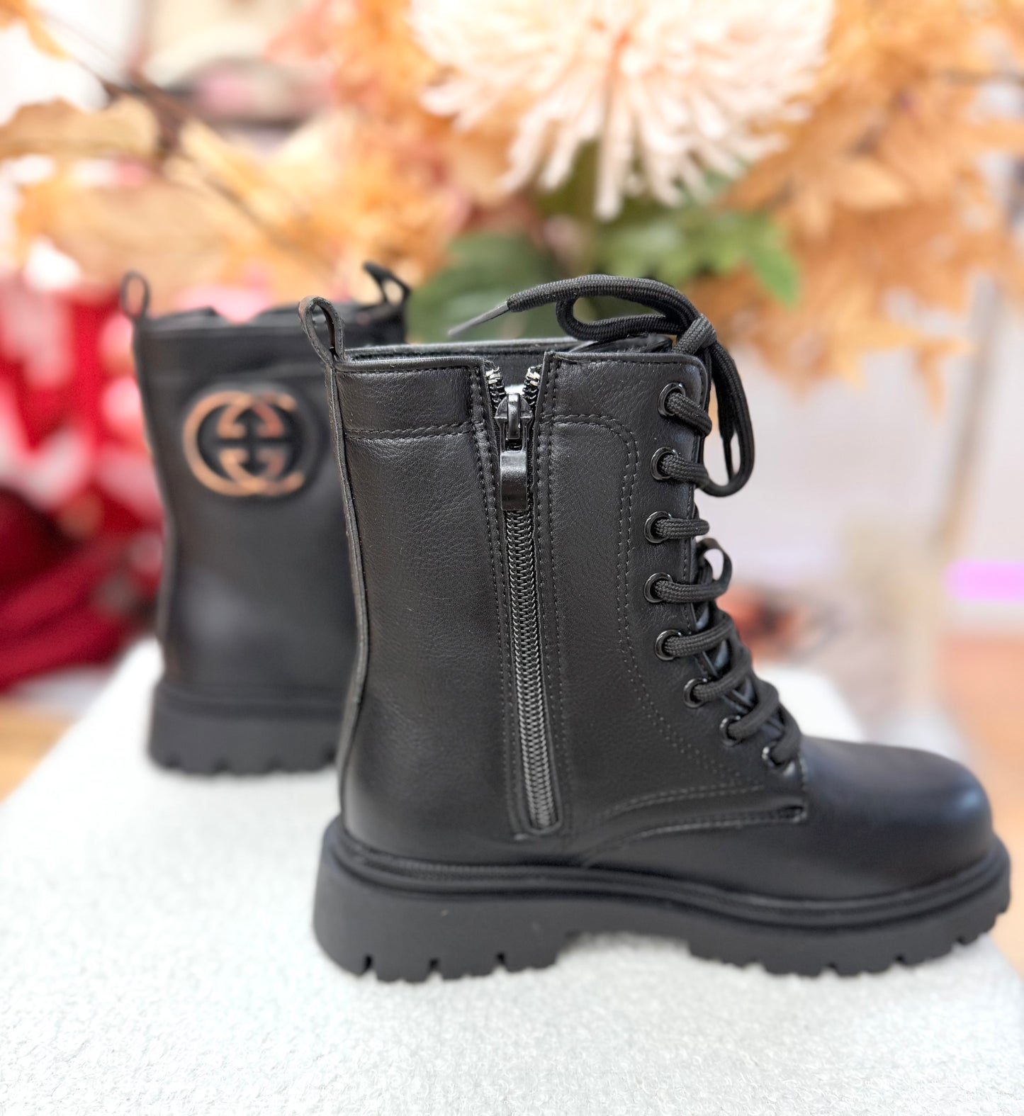Black winter boots