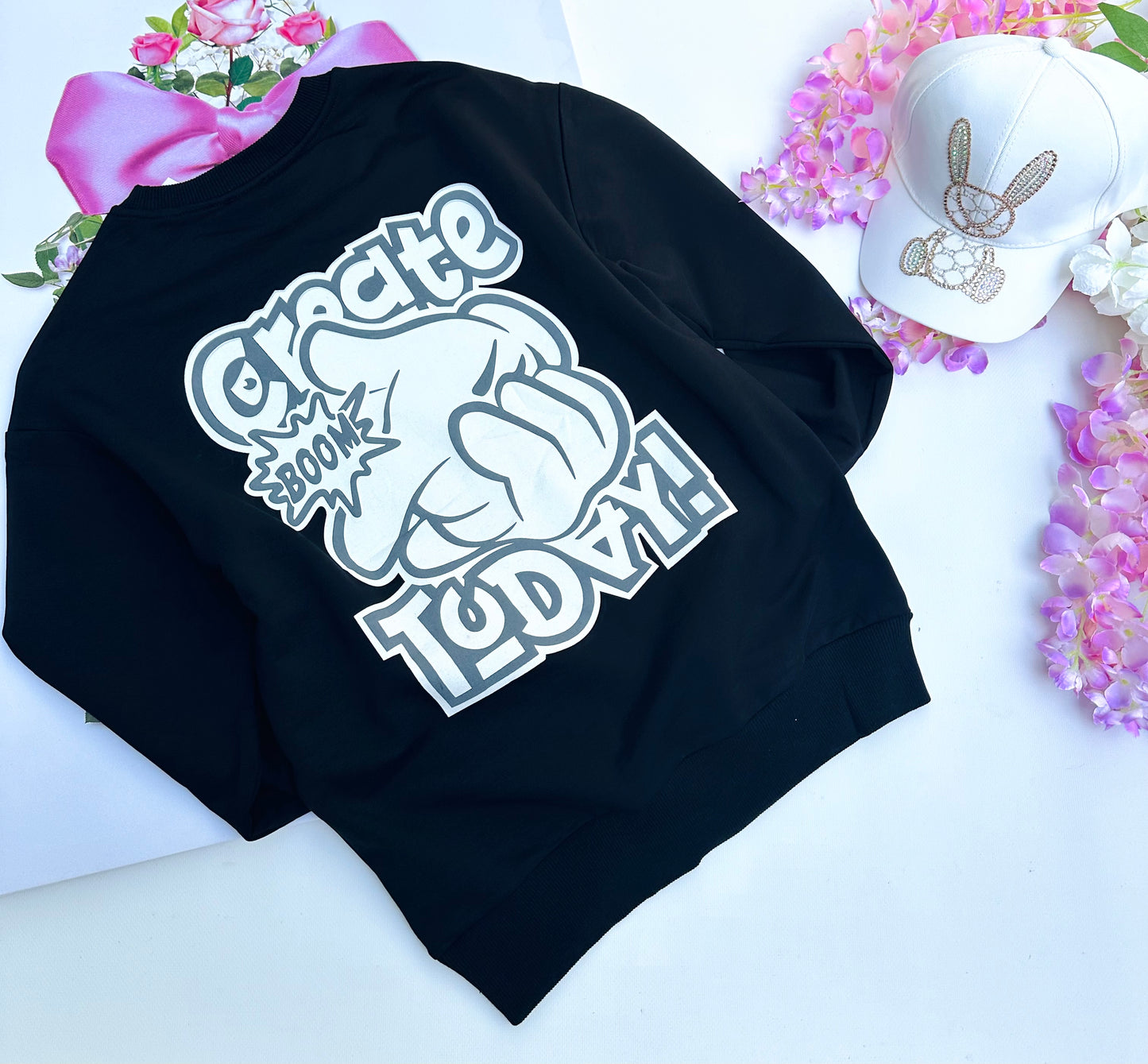 Black oversize sweatshirt