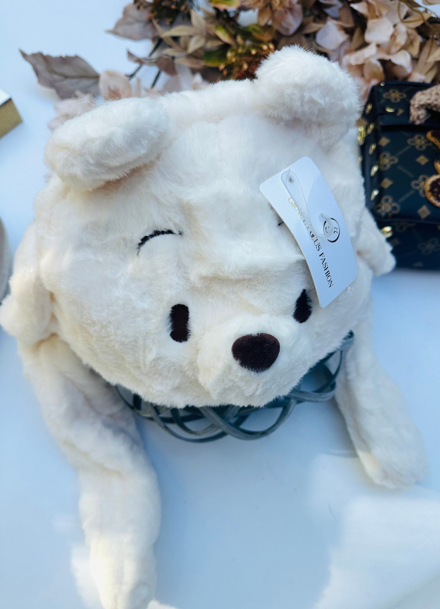 Winter hat with moving ears