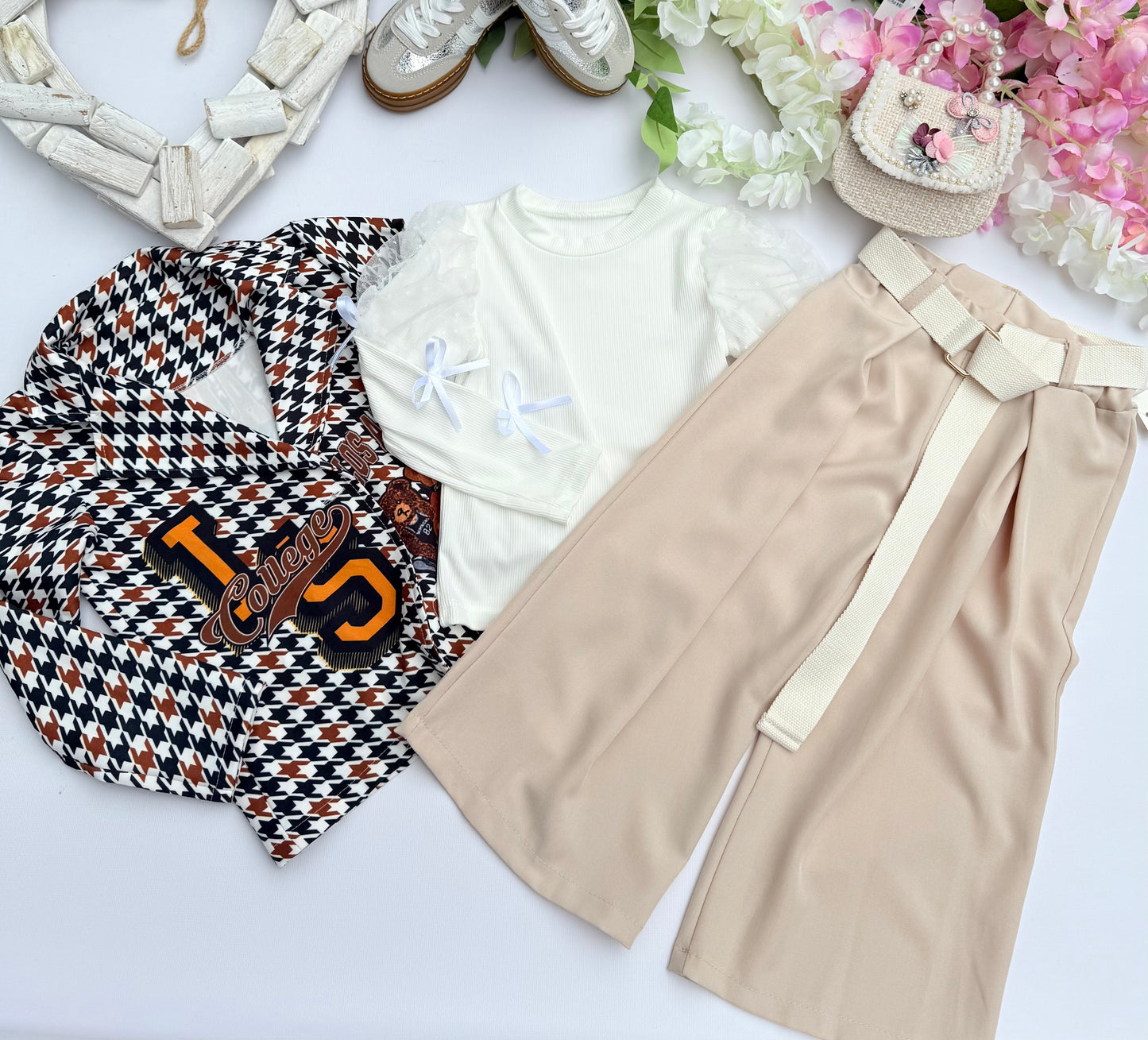 Beige pants