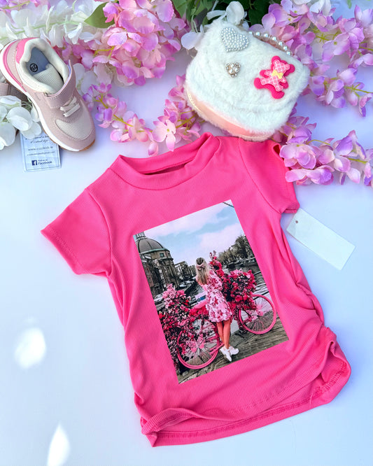 Pink t shirt