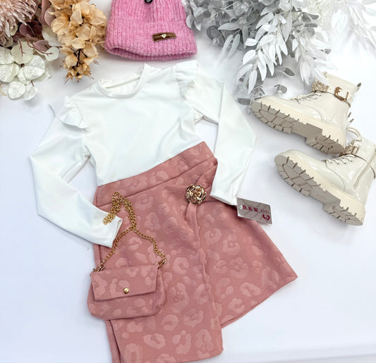 Pink dress with bag
