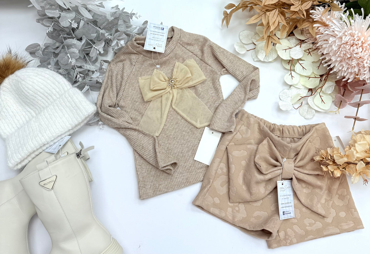 Beige bow top