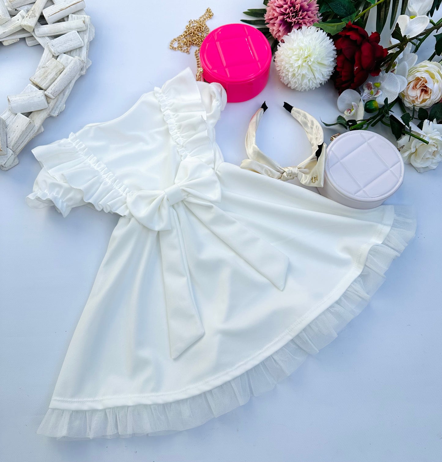 White bow dress