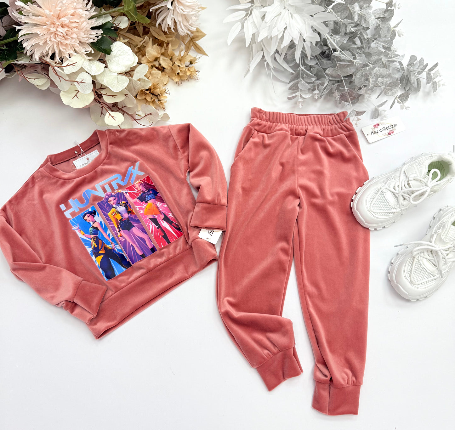 Velvet Kpop tracksuit