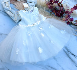 White flower dress