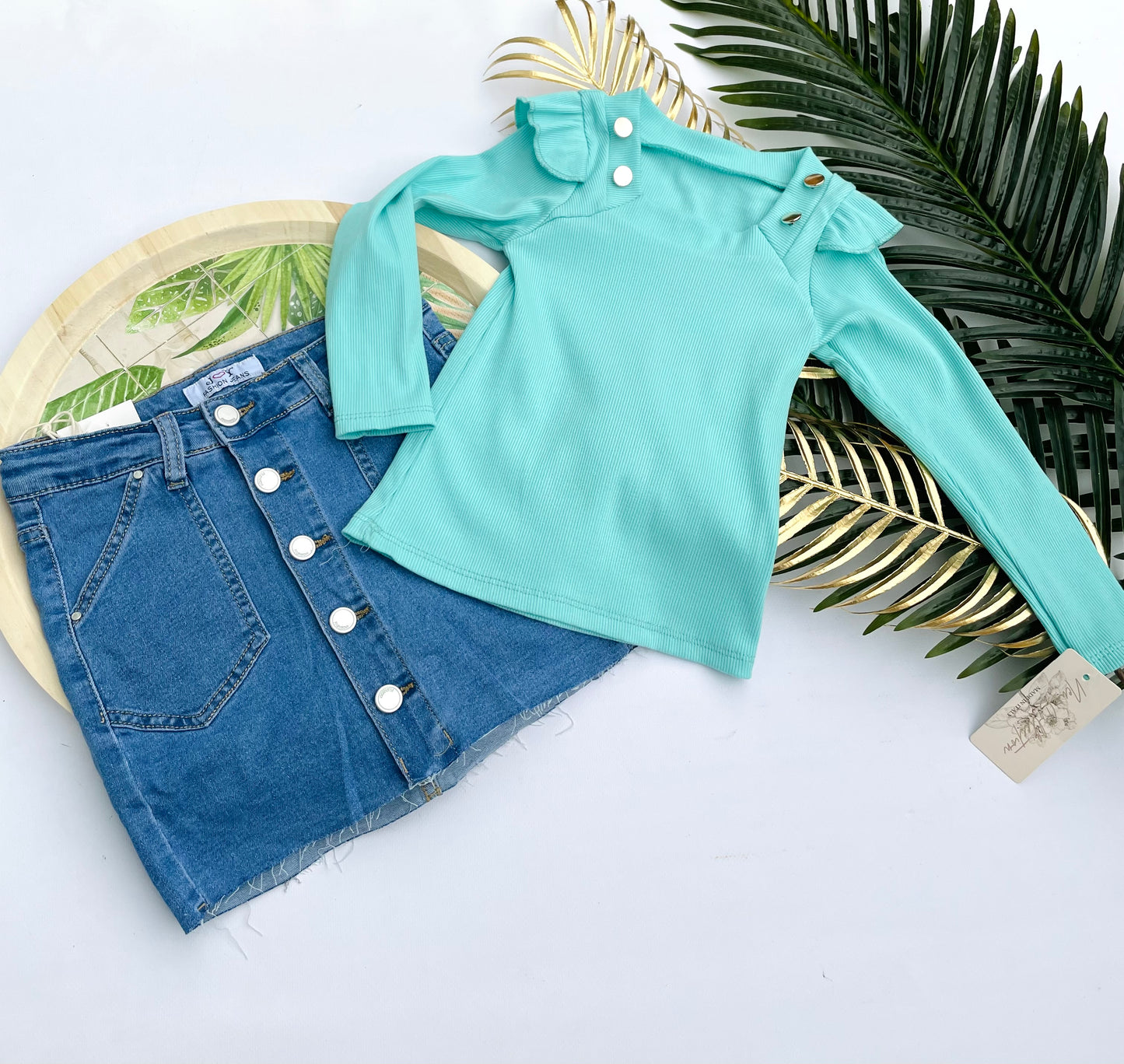 Mint top with buttons