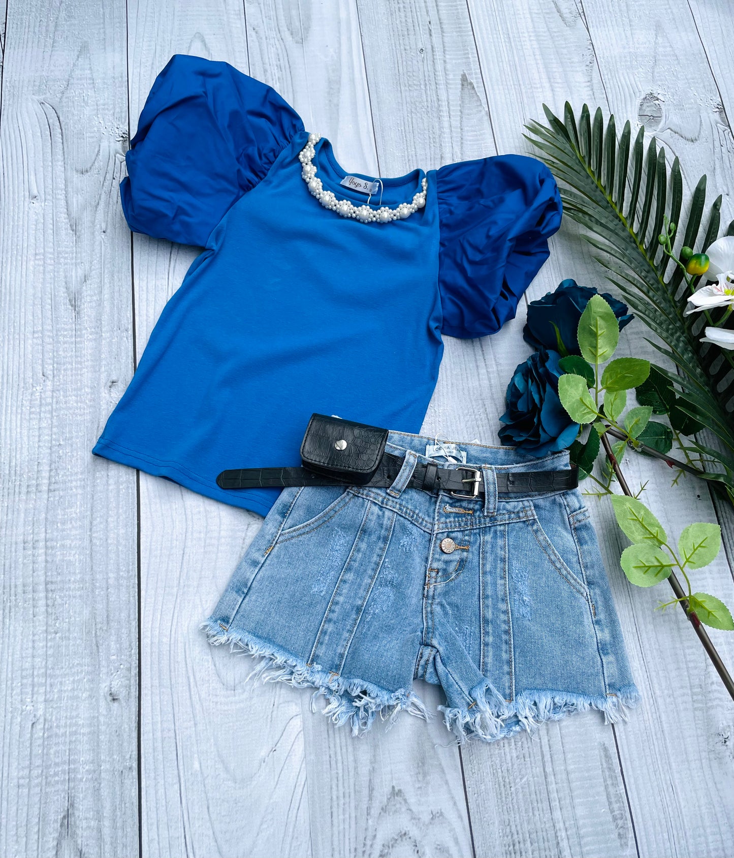Blue pearls top
